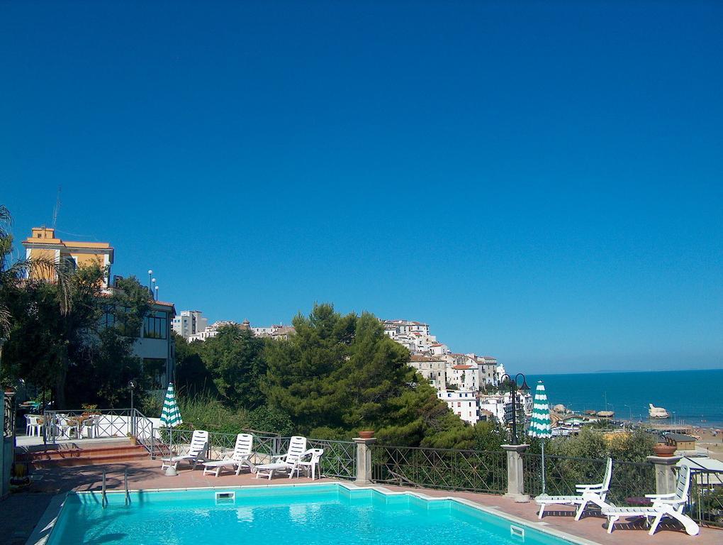 Hotel Piccolo Paradiso Di Rodi Garganico Εξωτερικό φωτογραφία