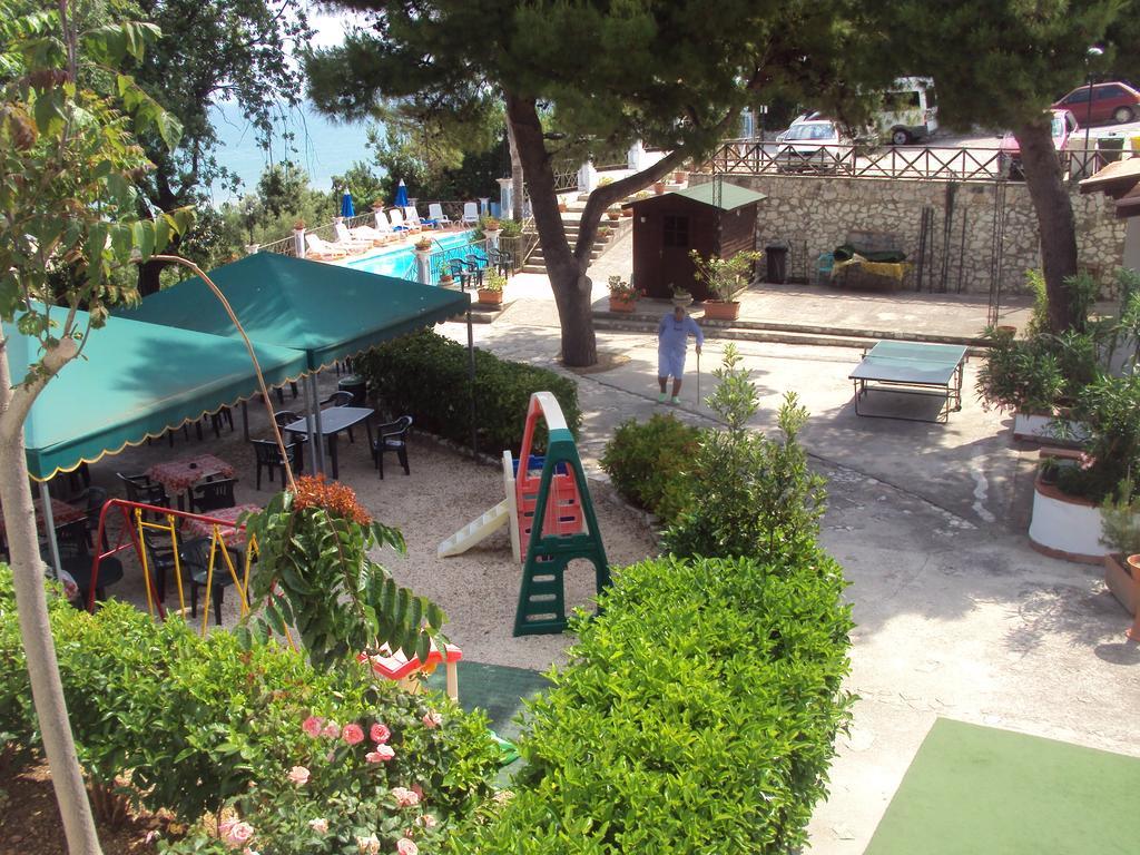 Hotel Piccolo Paradiso Di Rodi Garganico Εξωτερικό φωτογραφία