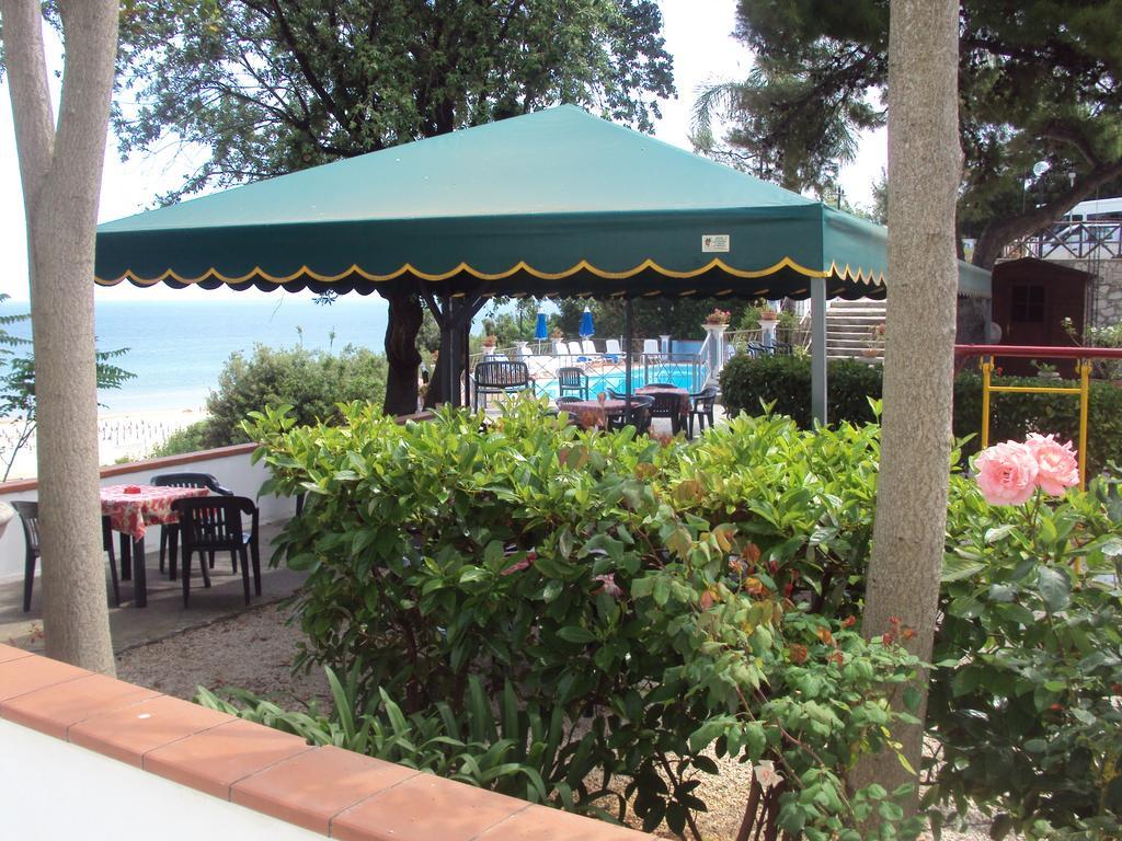 Hotel Piccolo Paradiso Di Rodi Garganico Εξωτερικό φωτογραφία