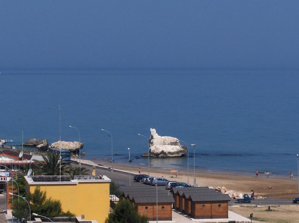 Hotel Piccolo Paradiso Di Rodi Garganico Εξωτερικό φωτογραφία